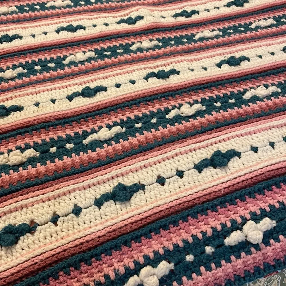 GOURGEOUS HAND CROCHETED AFGHAN IN‎ DUSTY ROSE AND BLUE
